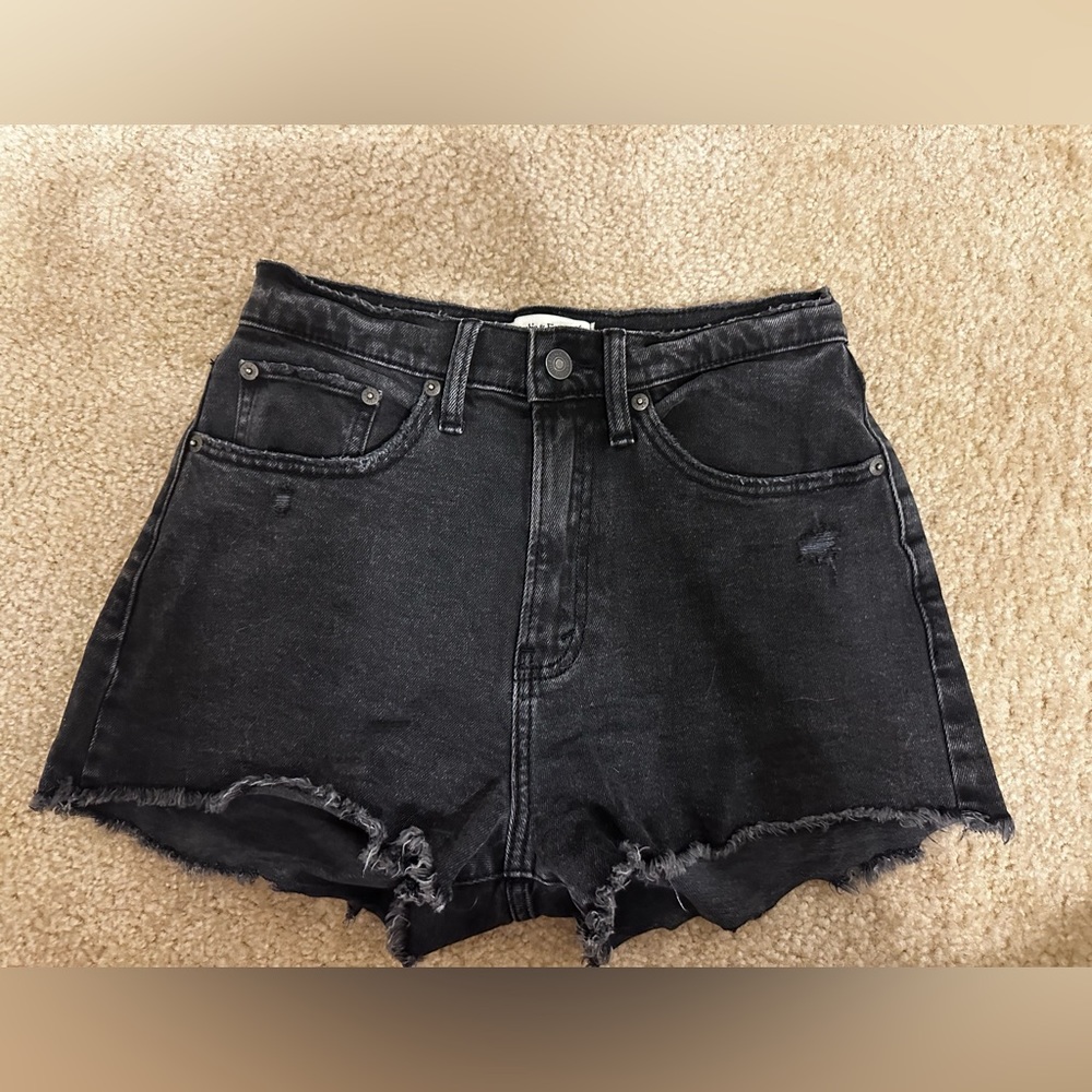 Abercrombie Curve Love black size 25